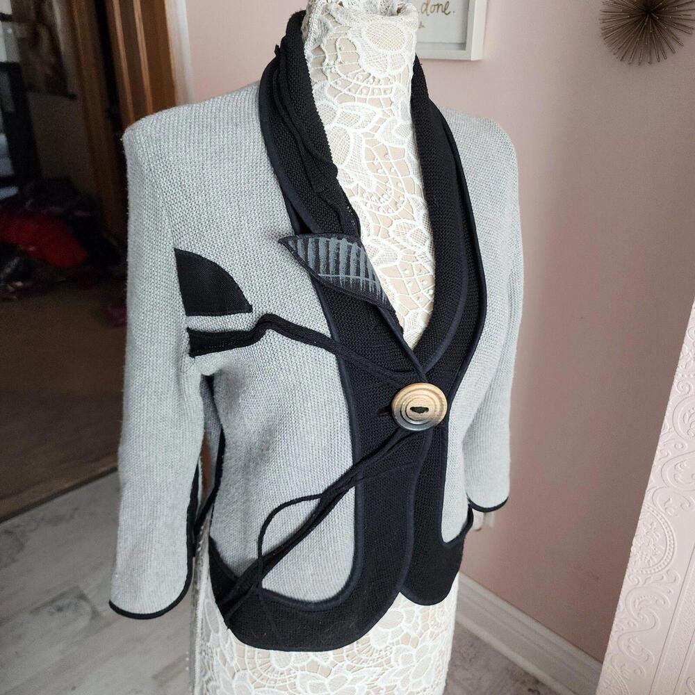 LKNW Tivoli unique fun light weight sweater jacket like S black gray FUN